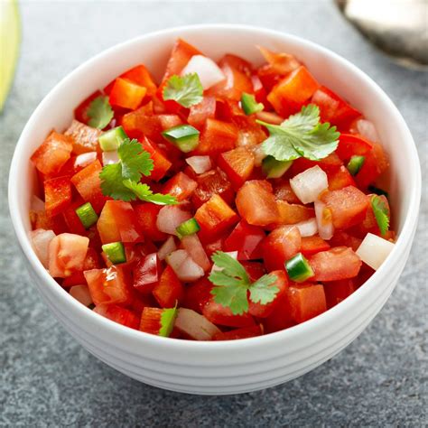 How does Salsa Pico de Gallo Roberto #30 Scoop fit into your Daily Goals - calories, carbs, nutrition
