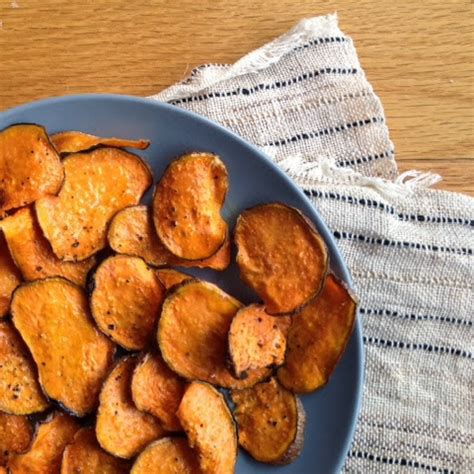 How does Salt and Pepper Sweet Potato Chips fit into your Daily Goals - calories, carbs, nutrition