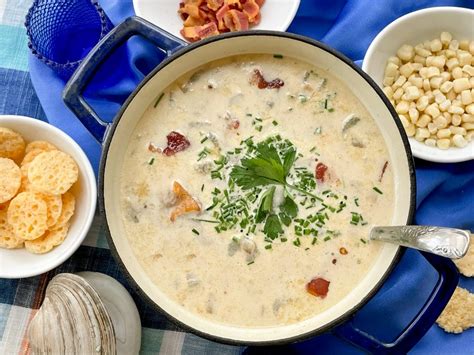 How does Sammies Soup Chowder New England Clam 8 oz fit into your Daily Goals - calories, carbs, nutrition