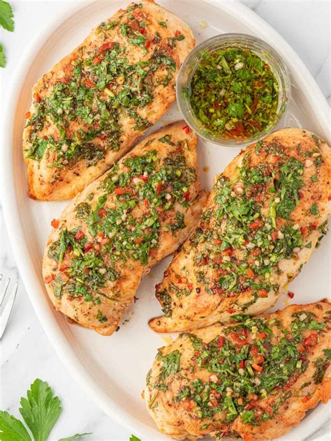 How does Sand Biggie Chicken Chimichurri SLC=1/16 fit into your Daily Goals - calories, carbs, nutrition