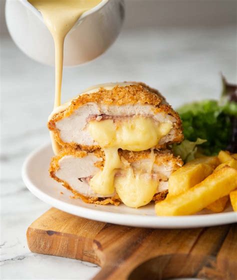 How does Sand Chicken Cordon Bleu Kaiser Roll fit into your Daily Goals - calories, carbs, nutrition