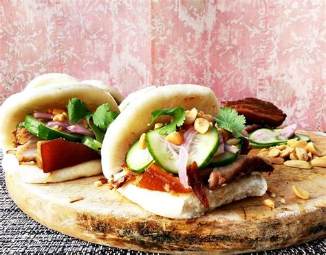 How does Sand Cola Braised Pork Bao Auditions fit into your Daily Goals - calories, carbs, nutrition