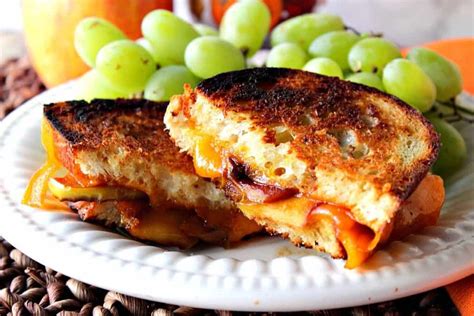 How does Sand Grilled Cheese Triple with Caramelized Apples fit into your Daily Goals - calories, carbs, nutrition