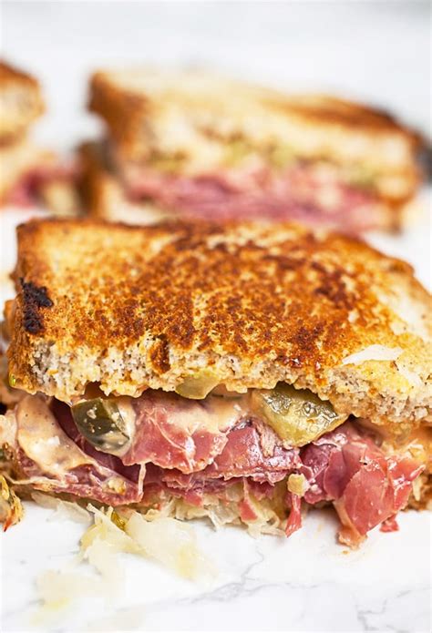 How does Sand Reuben Roasted Vegetable fit into your Daily Goals - calories, carbs, nutrition