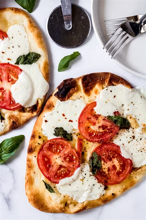 How does Sand Vegetables Roasted Fresh Mozzarella Lemon Basil Spread Flatbread fit into your Daily Goals - calories, carbs, nutrition