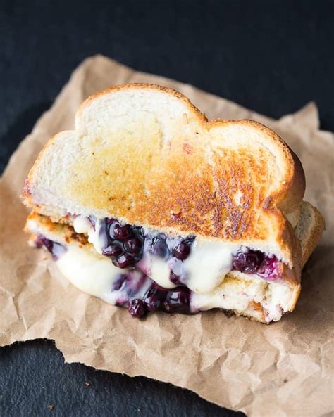 How does Sandwich Filling - Brie fit into your Daily Goals - calories, carbs, nutrition