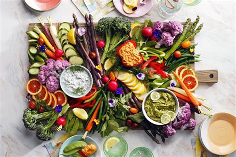 How does Santa Fe Club Sliders with Crudites fit into your Daily Goals - calories, carbs, nutrition