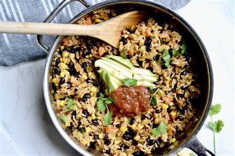 How does Santa Fe Style Rice & Beans fit into your Daily Goals - calories, carbs, nutrition