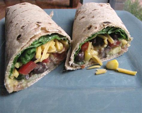 How does Santa Fe Veggie Wrap fit into your Daily Goals - calories, carbs, nutrition