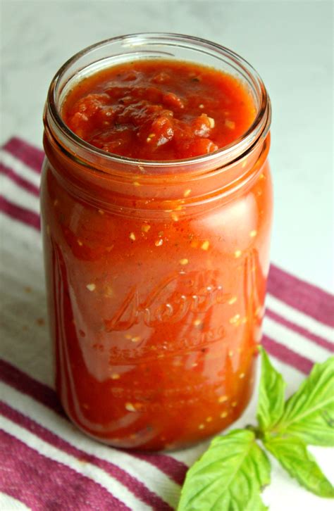 How does Sauce, homemade, white, thin fit into your Daily Goals - calories, carbs, nutrition