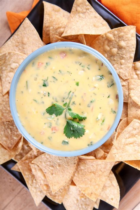 How does Sauce Chile con Queso Quick Start 1 oz fit into your Daily Goals - calories, carbs, nutrition