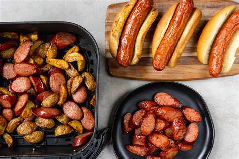 How does Sausage, turkey, hot, smoked fit into your Daily Goals - calories, carbs, nutrition