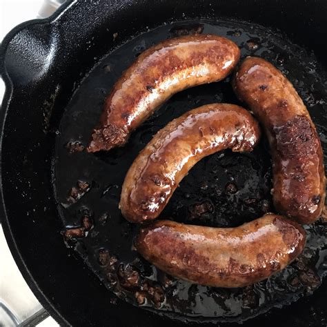 How does Sausage & Tomato Rotini fit into your Daily Goals - calories, carbs, nutrition