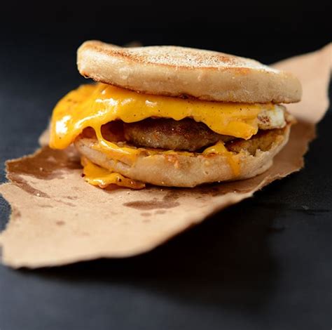 How does Sausage Egg and Cheddar fit into your Daily Goals - calories, carbs, nutrition