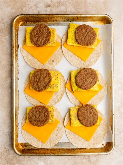 How does Sausage Egg and Cheese Wake up Wrap fit into your Daily Goals - calories, carbs, nutrition