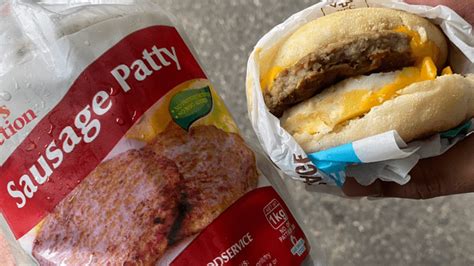 How does Sausage Patty (1) fit into your Daily Goals - calories, carbs, nutrition