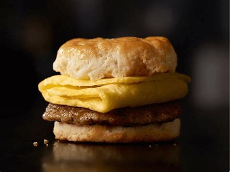 How does Sausage and Egg Biscuit fit into your Daily Goals - calories, carbs, nutrition