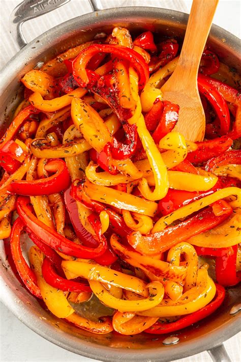 How does Sauteed Peppers (52654.4) fit into your Daily Goals - calories, carbs, nutrition