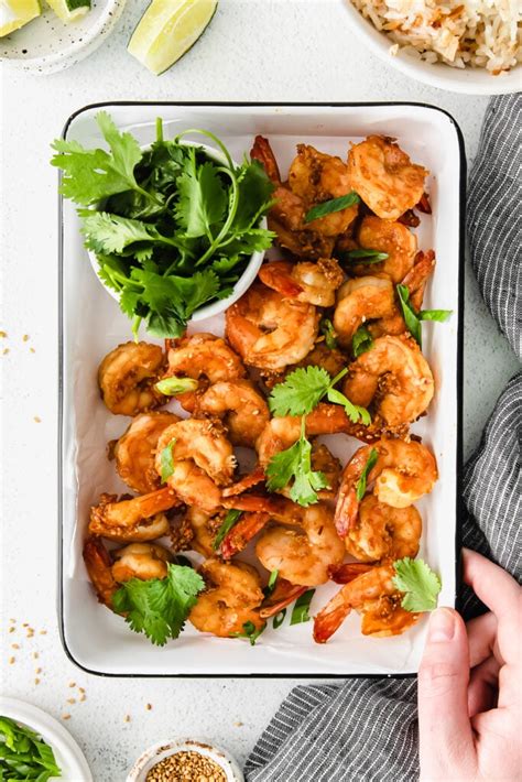 How does Sauteed Shrimp fit into your Daily Goals - calories, carbs, nutrition