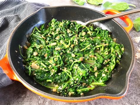 How does Sauteed Spinach with Red Onion & Garlic fit into your Daily Goals - calories, carbs, nutrition