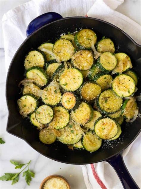 How does Sauteed Zucchini fit into your Daily Goals - calories, carbs, nutrition