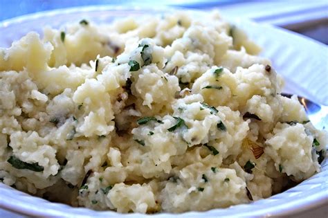 How does Scallion Mashed Potatoes fit into your Daily Goals - calories, carbs, nutrition