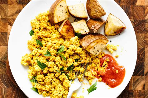 How does Scrambled Tofu fit into your Daily Goals - calories, carbs, nutrition