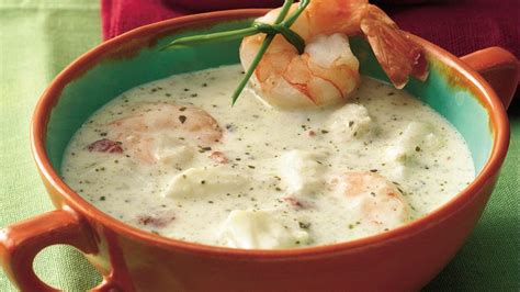 How does Seafood Bisque - 8 oz fit into your Daily Goals - calories, carbs, nutrition