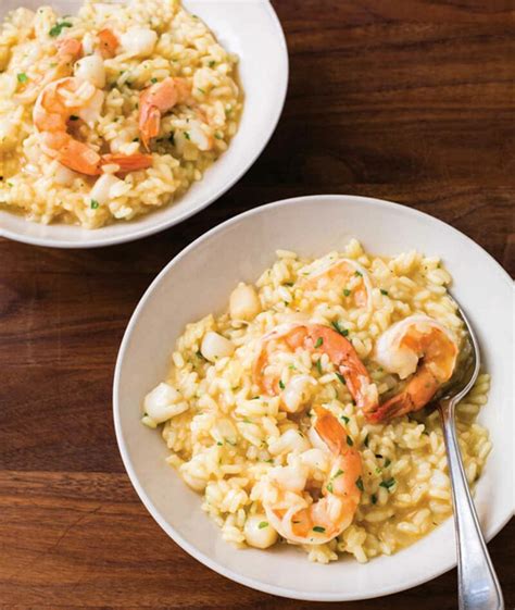 How does Seafood Risotto fit into your Daily Goals - calories, carbs, nutrition