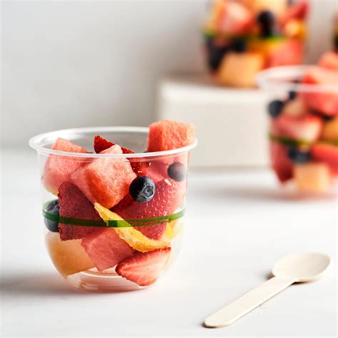 How does Seasonal Fruit Cup fit into your Daily Goals - calories, carbs, nutrition