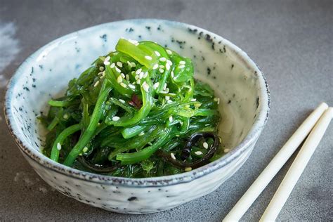 How does Seaweed Salad CONV 1 oz fit into your Daily Goals - calories, carbs, nutrition