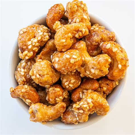 How does Sesame Honey Cashews fit into your Daily Goals - calories, carbs, nutrition