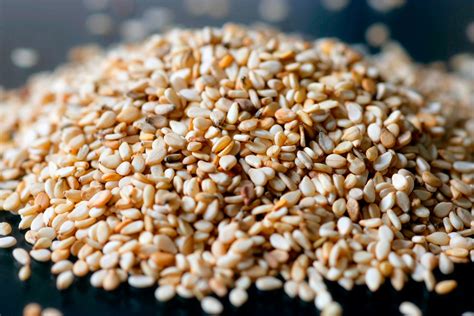 How does Sesame Seeds (63113.0) fit into your Daily Goals - calories, carbs, nutrition