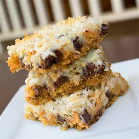 How does Seven Layer Bars fit into your Daily Goals - calories, carbs, nutrition