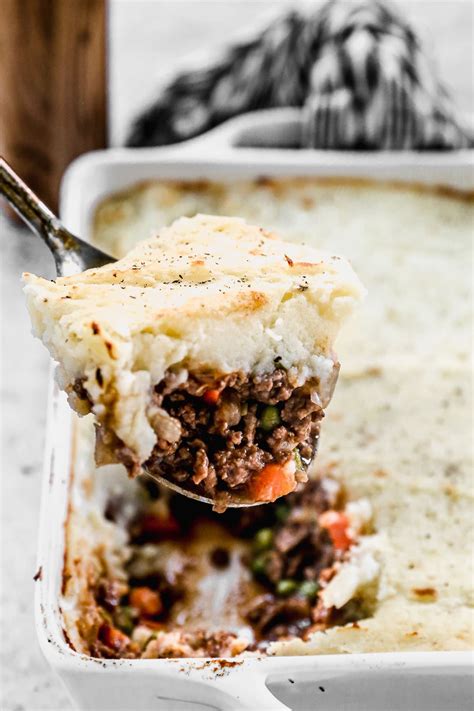 How does Shepherd's Pie (9090.0) fit into your Daily Goals - calories, carbs, nutrition