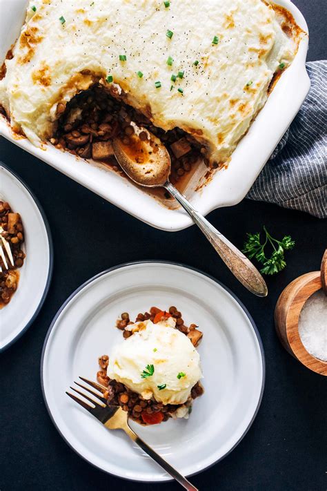 How does Shepherd's Pie with Parsnip Potatoes fit into your Daily Goals - calories, carbs, nutrition