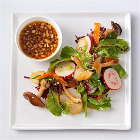 How does Shiitake and Sesame Vinaigrette fit into your Daily Goals - calories, carbs, nutrition