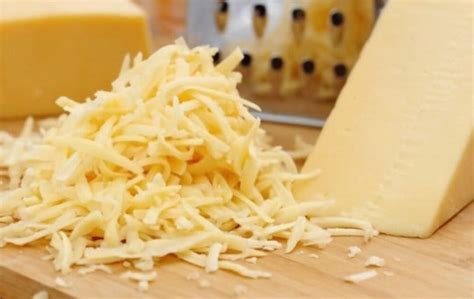 How does Shredded Cheese fit into your Daily Goals - calories, carbs, nutrition