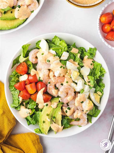 How does Shrimp Louis Salad Wedge fit into your Daily Goals - calories, carbs, nutrition