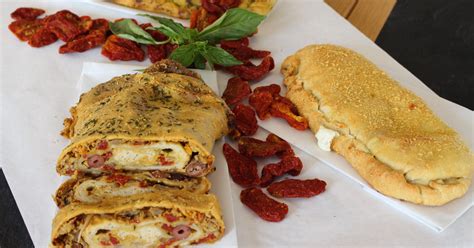 How does Sicilian Calzone fit into your Daily Goals - calories, carbs, nutrition