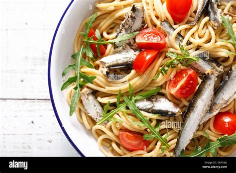 How does Sicilian Style on Whole Grain Pasta fit into your Daily Goals - calories, carbs, nutrition