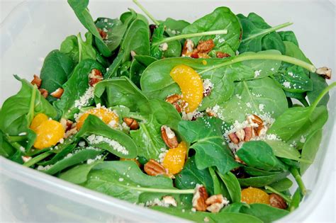 How does Side Salad Spinach Pecans Oranges & Strawberries fit into your Daily Goals - calories, carbs, nutrition