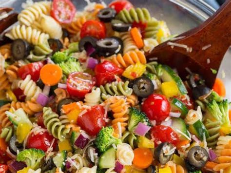 How does SimplyFit Lite Pasta Salad fit into your Daily Goals - calories, carbs, nutrition