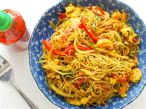 How does Singapore Noodles fit into your Daily Goals - calories, carbs, nutrition