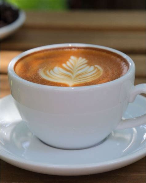 How does Skinny Hazelnut Macchiato fit into your Daily Goals - calories, carbs, nutrition