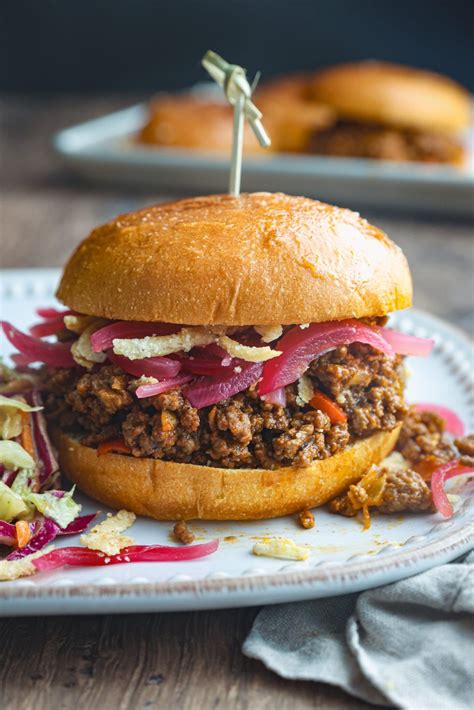 How does Sloppy Joe, in a Savory Tomato Sauce fit into your Daily Goals - calories, carbs, nutrition