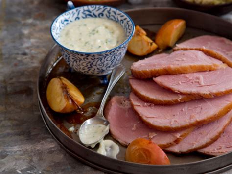 How does Slowly Baked Glazed Ham with Colcannon and Steamed Peas fit into your Daily Goals - calories, carbs, nutrition