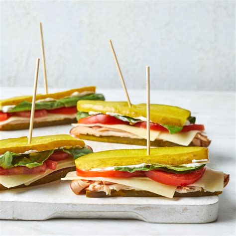 How does Smoked Turkey and Pickled Green Tomato Sandwich fit into your Daily Goals - calories, carbs, nutrition