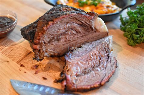 How does Smokehouse Brisket, Kale & Sweet Potato fit into your Daily Goals - calories, carbs, nutrition