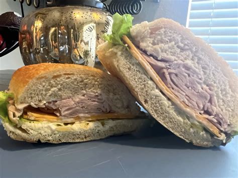 How does Smoky Mountain Turkey Sandwich fit into your Daily Goals - calories, carbs, nutrition